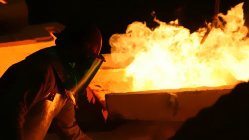 受中國經(jīng)濟刺激等因素 銅價突破3美元/磅